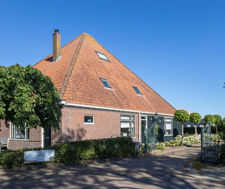 Nieuweweg 64, Opperdoes