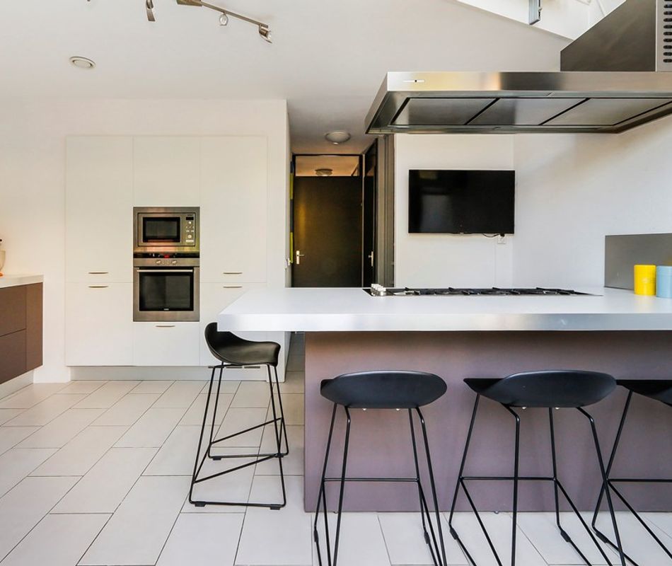 Balsa 196, Dordrecht