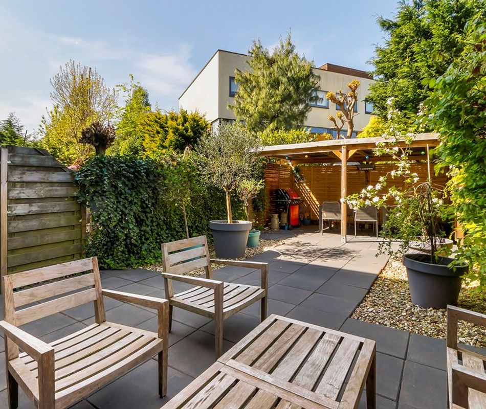 Balsa 196, Dordrecht