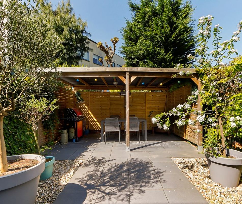 Balsa 196, Dordrecht