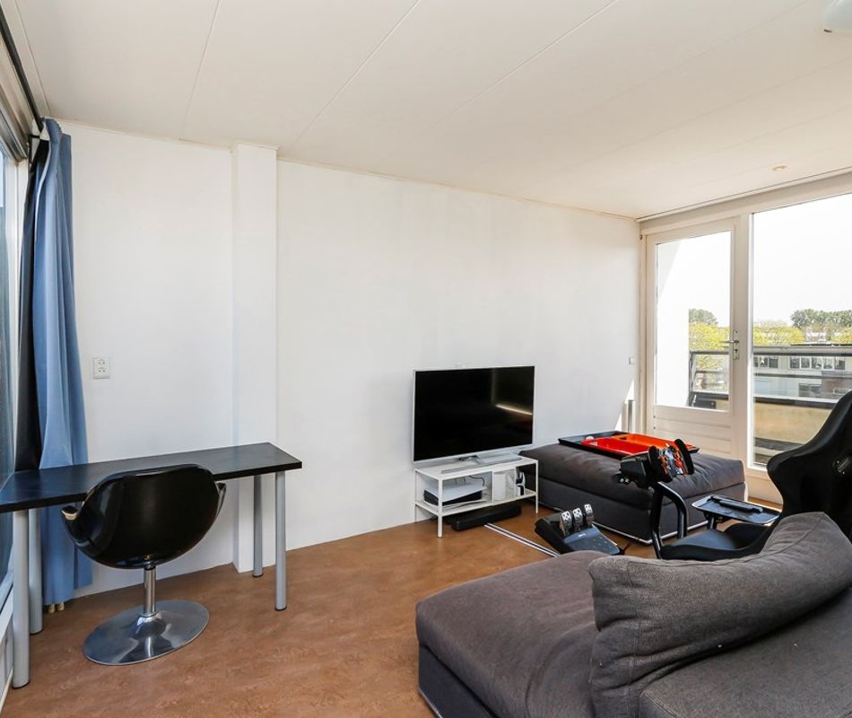 Balsa 196, Dordrecht