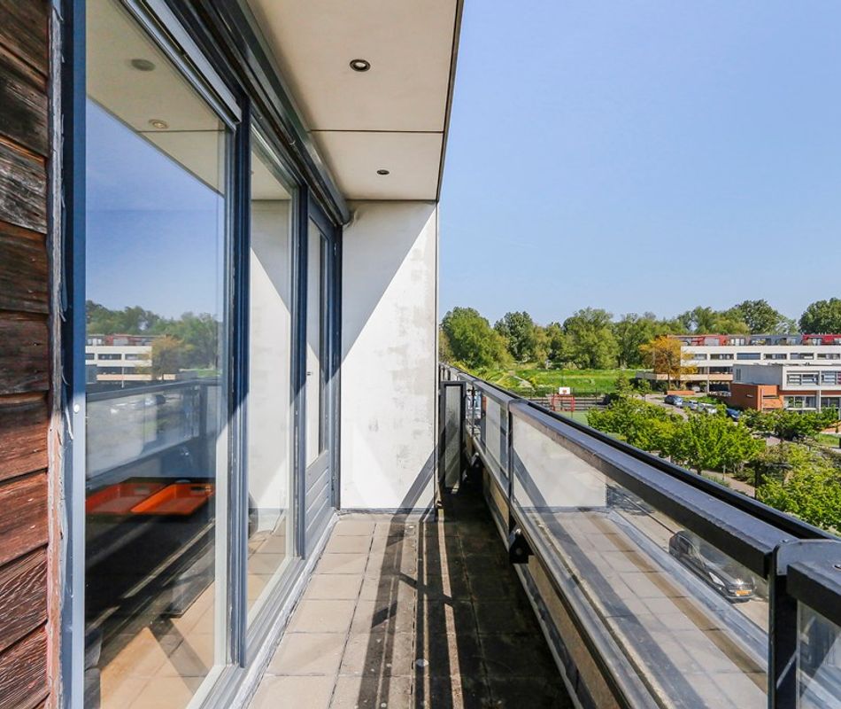 Balsa 196, Dordrecht