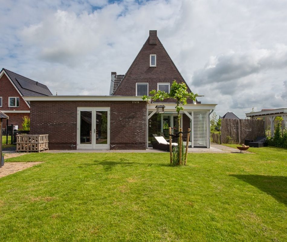 Welgelegen 8, Burgerbrug