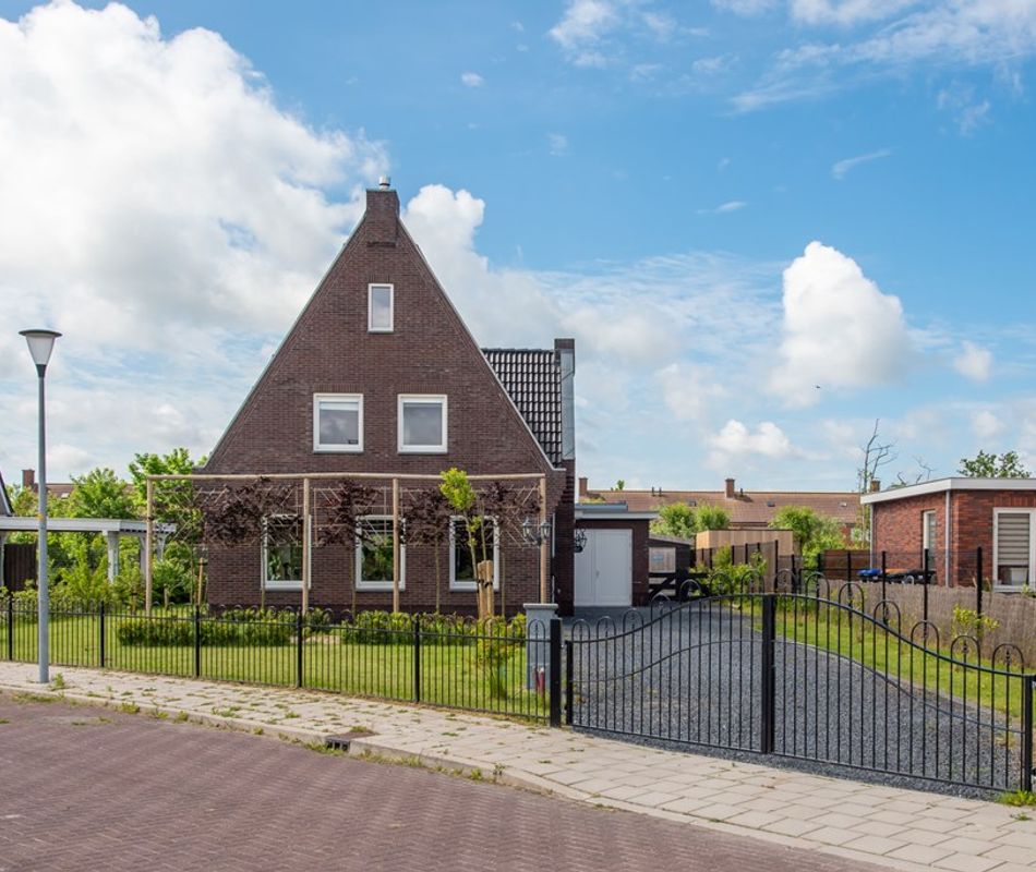 Welgelegen 8, Burgerbrug