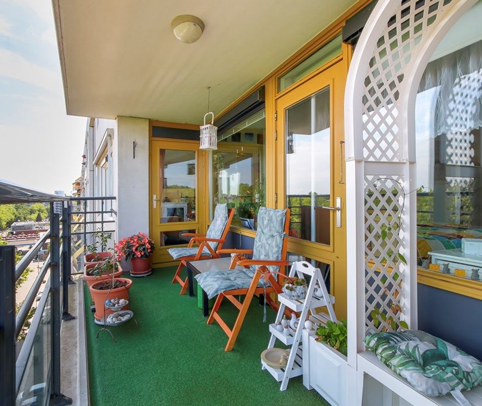 Thomas Mannplaats 476, Rotterdam