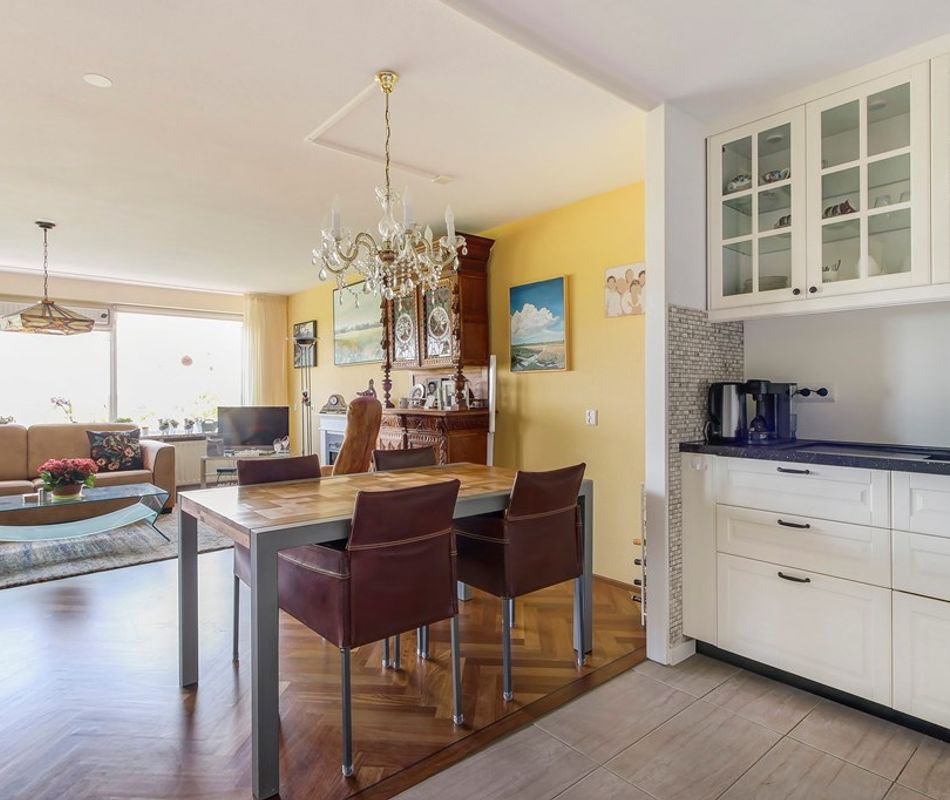 Thomas Mannplaats 476, Rotterdam